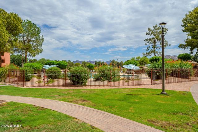 12212 N PARADISE VILLAGE Parkway S 137, Phoenix, AZ 85032