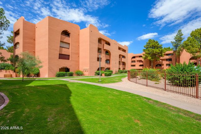 12212 N PARADISE VILLAGE Parkway S 137, Phoenix, AZ 85032