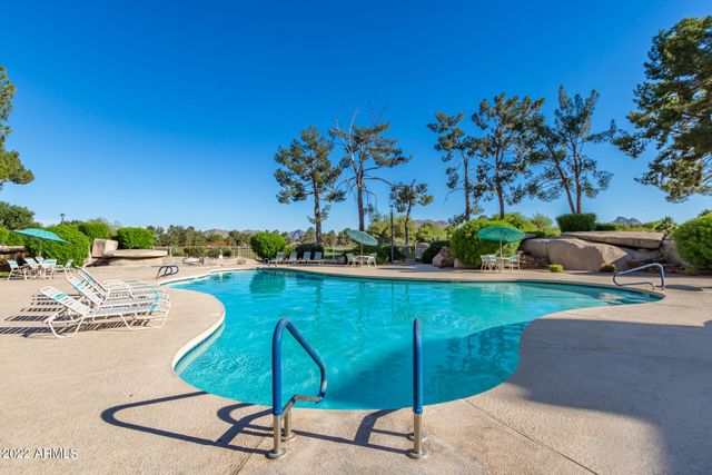 12212 N PARADISE VILLAGE Parkway S 137, Phoenix, AZ 85032