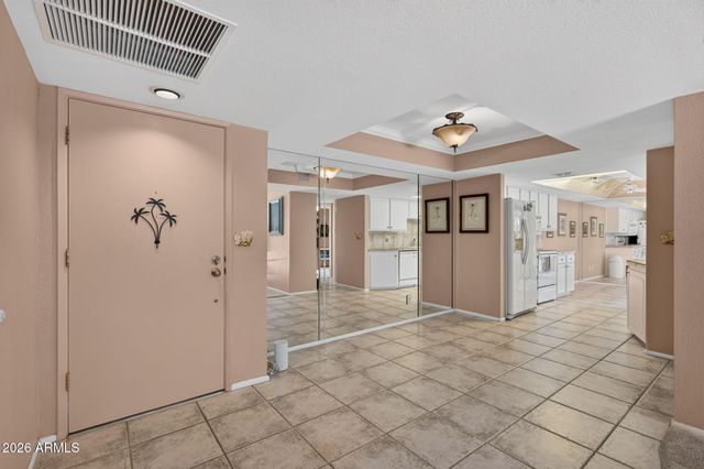 12212 N PARADISE VILLAGE Parkway S 137, Phoenix, AZ 85032