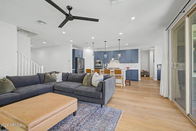 9724 E SEISMIC Avenue, Mesa, AZ 85212