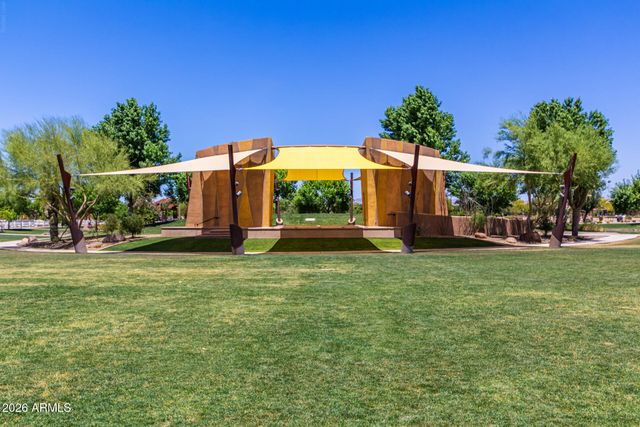 9724 E SEISMIC Avenue, Mesa, AZ 85212