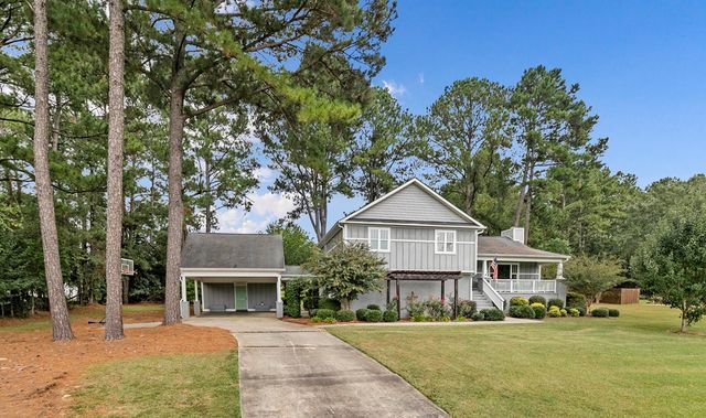 121 Greenview Circle, Dothan, AL 36301