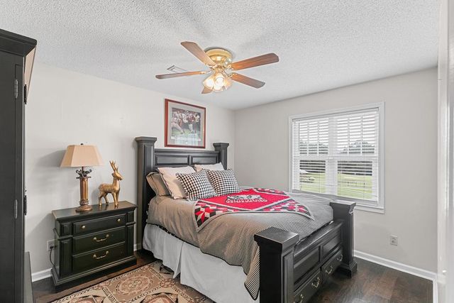 121 Greenview Circle, Dothan, AL 36301