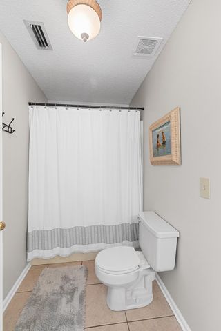 121 Greenview Circle, Dothan, AL 36301