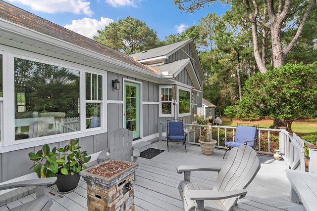 121 Greenview Circle, Dothan, AL 36301