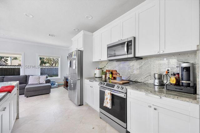 1602 SE 20th Rd, Homestead, FL 33035