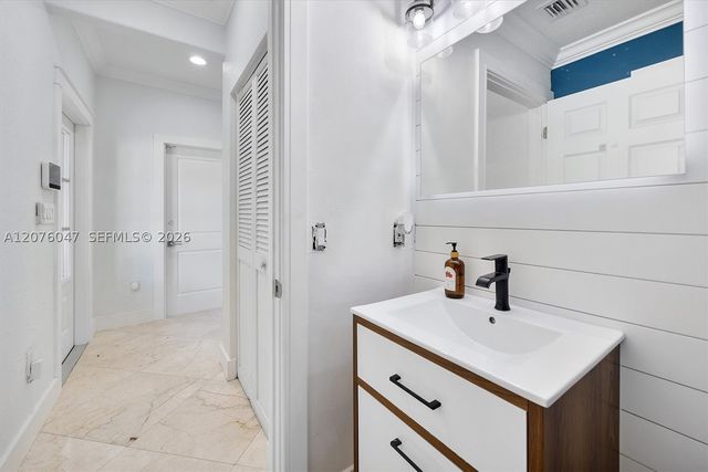 1602 SE 20th Rd, Homestead, FL 33035