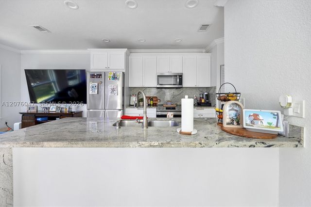 1602 SE 20th Rd, Homestead, FL 33035