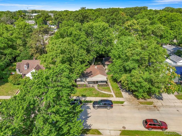 5228 Fletcher Street, Wayne, MI 48184