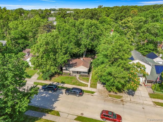 5228 Fletcher Street, Wayne, MI 48184