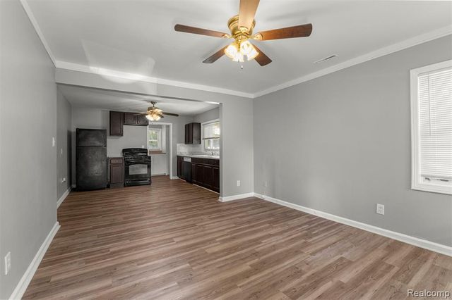 5228 Fletcher Street, Wayne, MI 48184