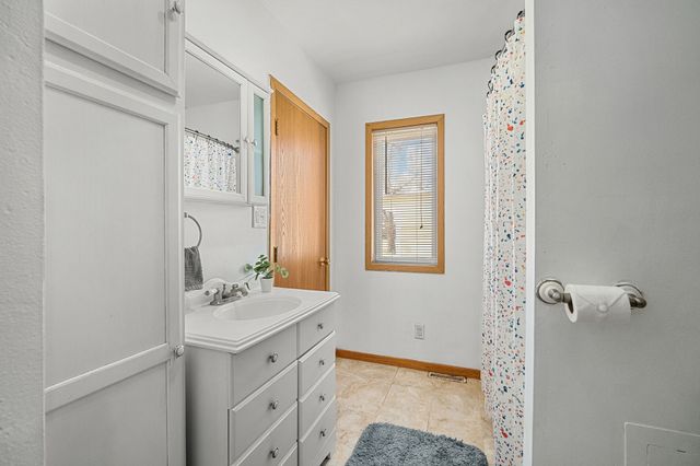 400 Center Avenue S, Mitchellville, IA 50169