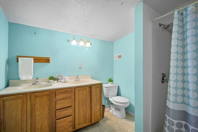 400 Center Avenue S, Mitchellville, IA 50169