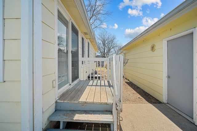 400 Center Avenue S, Mitchellville, IA 50169