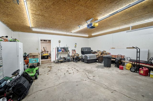 400 Center Avenue S, Mitchellville, IA 50169