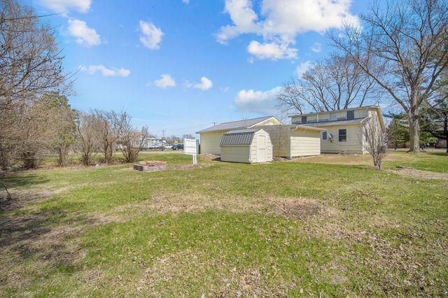 400 Center Avenue S, Mitchellville, IA 50169