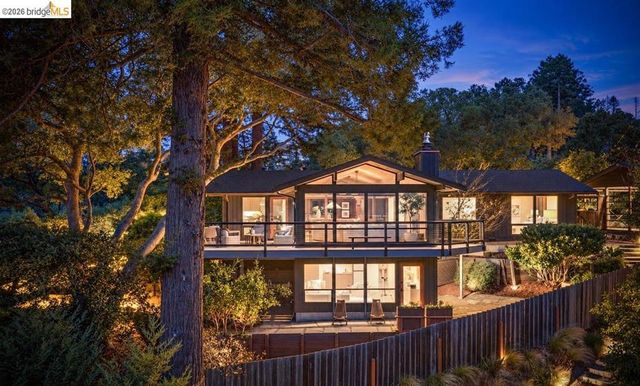 402 Vermont Avenue, Berkeley, CA 94707