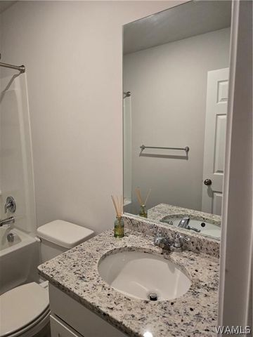 16403 Natchez, Moundville, AL 35474