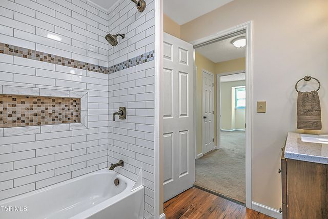 23342-40 Young Drive, Bristol, VA 24202