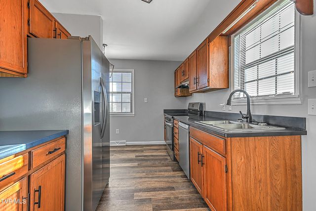 23342-40 Young Drive, Bristol, VA 24202