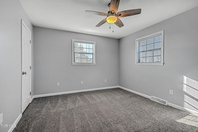 23342-40 Young Drive, Bristol, VA 24202