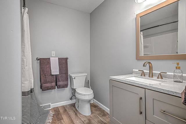 23342-40 Young Drive, Bristol, VA 24202