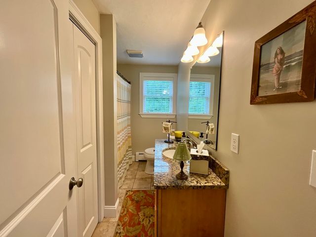 10 Burnap Rd, Sutton, MA 01590
