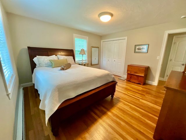 10 Burnap Rd, Sutton, MA 01590