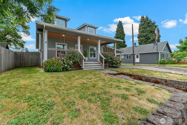 1044 Park Street, Woodland, WA 98674