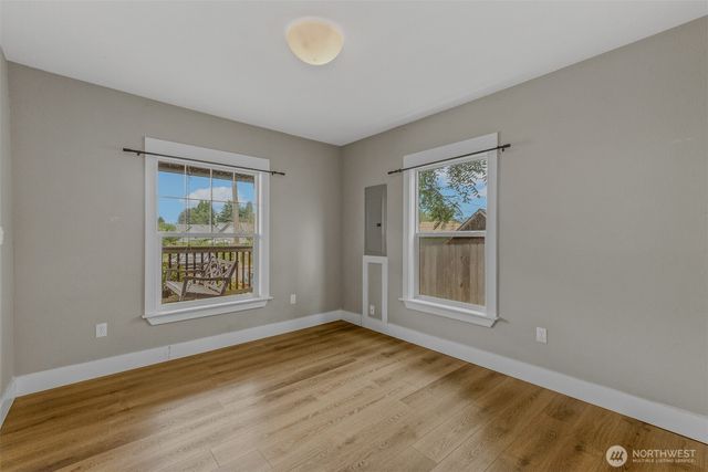 1044 Park Street, Woodland, WA 98674