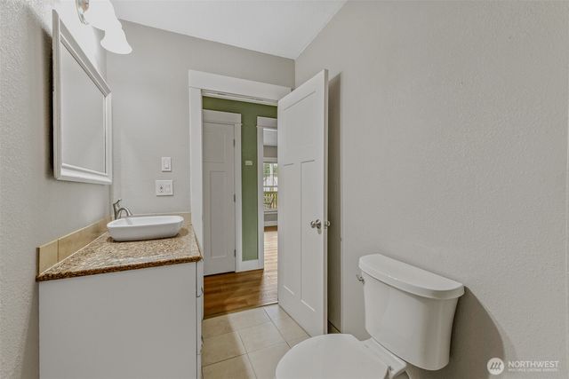 1044 Park Street, Woodland, WA 98674