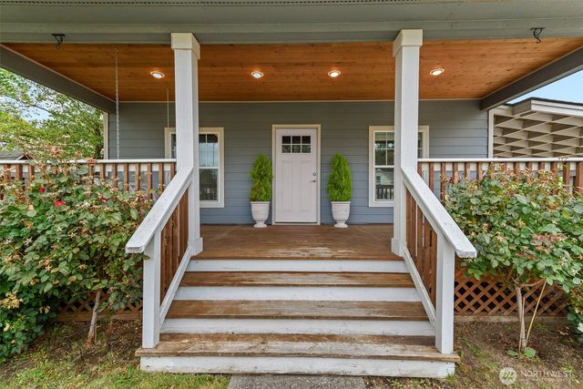 1044 Park Street, Woodland, WA 98674