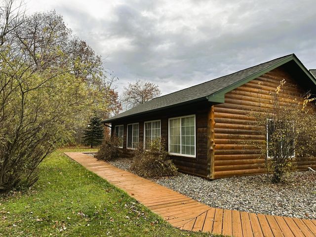 1353 State 371 NW, Backus, MN 56435