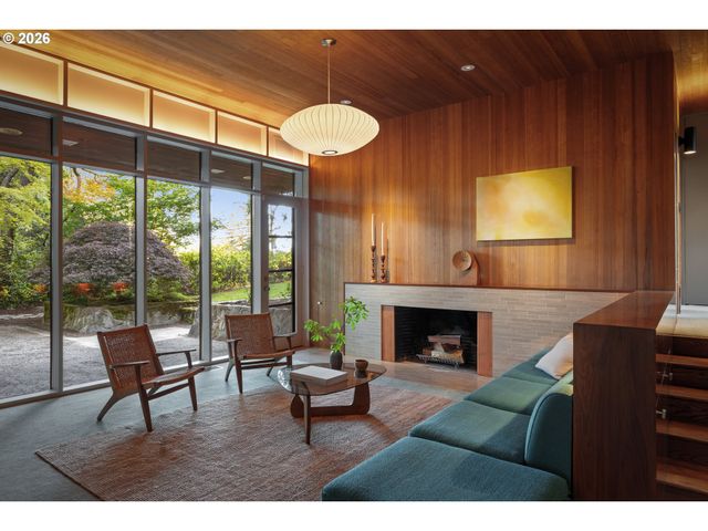 4645 Sw FAIRVIEW Blvd, Portland, OR 97221