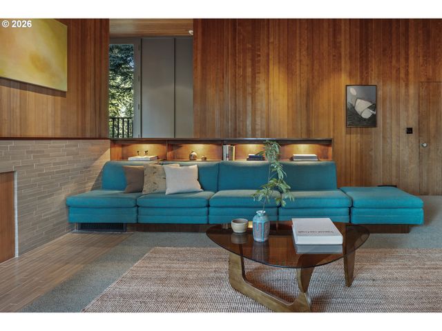 4645 Sw FAIRVIEW Blvd, Portland, OR 97221
