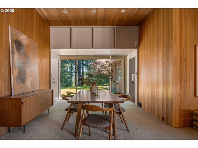 4645 Sw FAIRVIEW Blvd, Portland, OR 97221