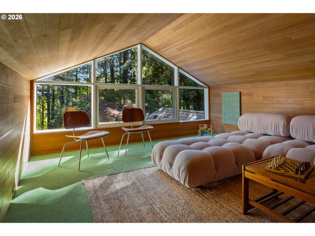 4645 Sw FAIRVIEW Blvd, Portland, OR 97221