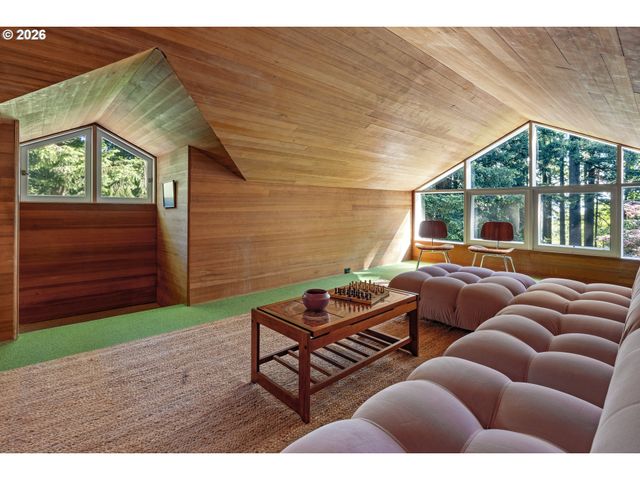 4645 Sw FAIRVIEW Blvd, Portland, OR 97221
