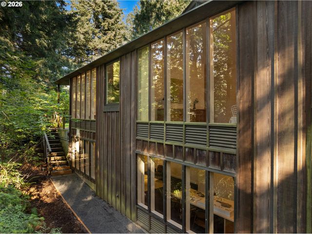 4645 Sw FAIRVIEW Blvd, Portland, OR 97221