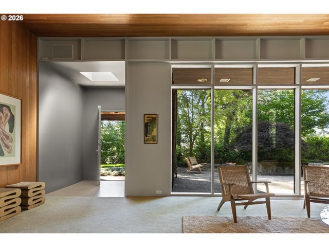 4645 Sw FAIRVIEW Blvd, Portland, OR 97221