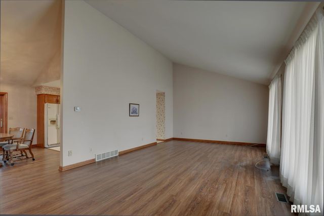 3500 Branchwood Drive, Quincy, IL 62305