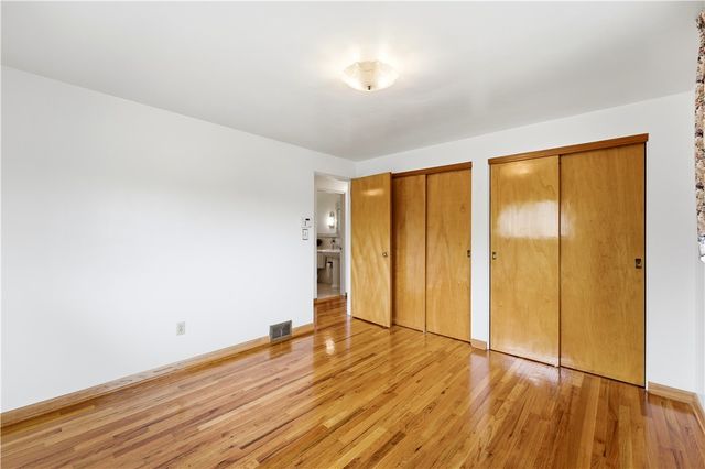 105 Adele Ave, Shaler, PA 15223