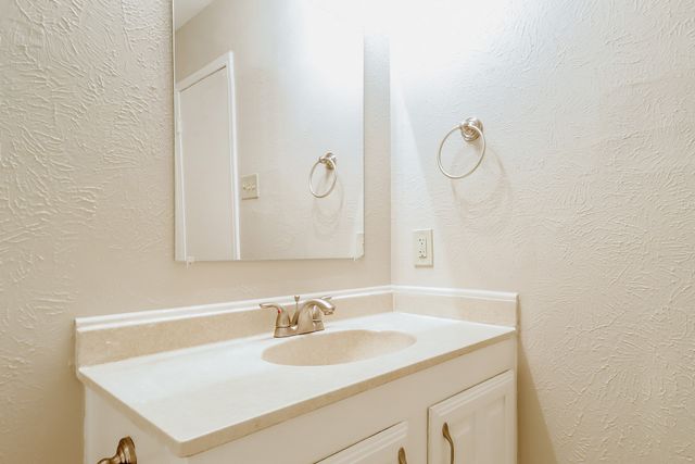 7254 Cloverglen Drive, Dallas, TX 75249