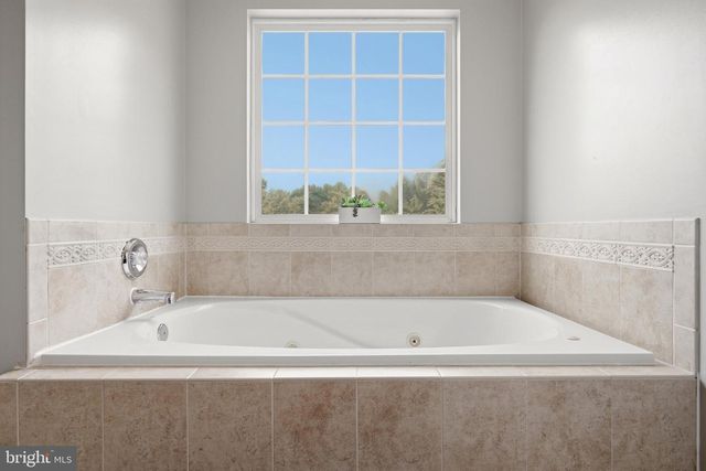 440 CANYON RD, Winchester, VA 22602