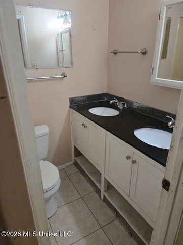 916 E Birch Drive, Gulfport, MS 39503
