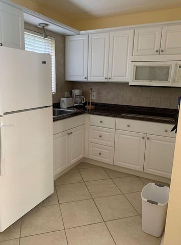 77 HENDRICKS Isle 3, Fort Lauderdale, FL 33301