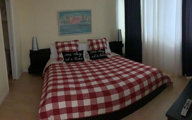 77 HENDRICKS Isle 3, Fort Lauderdale, FL 33301