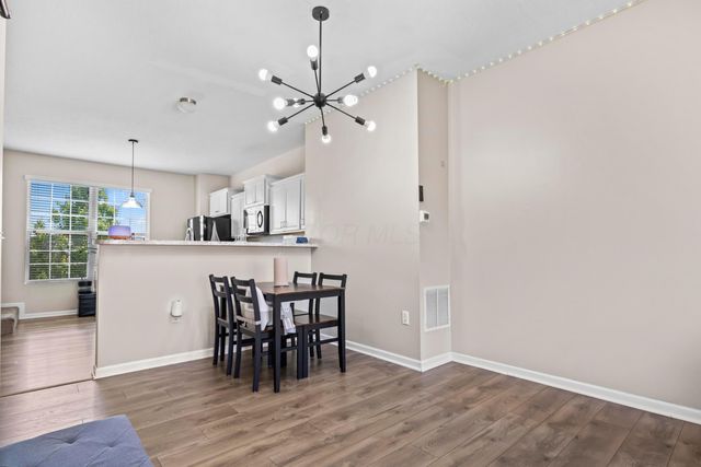 305 Laurel Creek Street, Pickerington, OH 43147