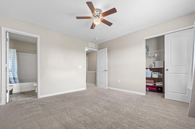 305 Laurel Creek Street, Pickerington, OH 43147